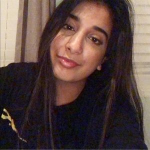 Meet your Posher, Shiza